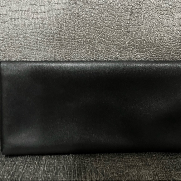 Tory Burch Miller Clutch - Picture 2 of 3